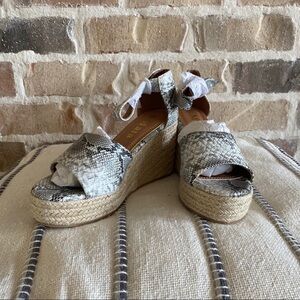 MATA SPRING-4 WOMEN'S PLATFORM WEDGE‎ SANDALS